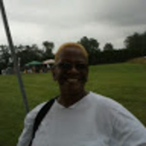 Meet your Posher, Cassandra